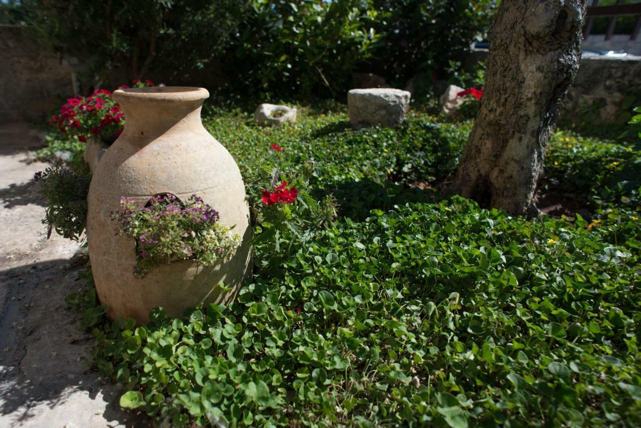 Grandi Trulli Bed & Breakfast Alberobello Eksteriør bilde